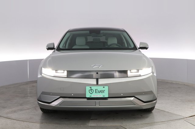 2024 Hyundai IONIQ 5 — photo 9 of 20