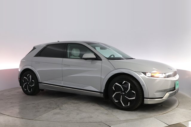 2024 Hyundai IONIQ 5 — photo 11 of 20