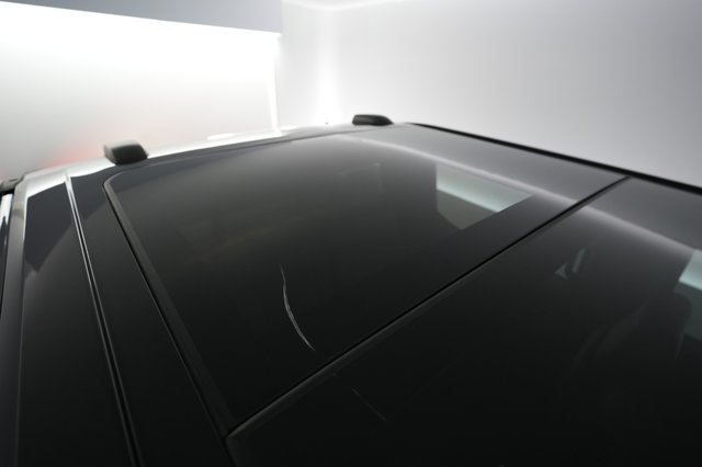 2022 Ford F-150 Lightning — photo 15 of 18