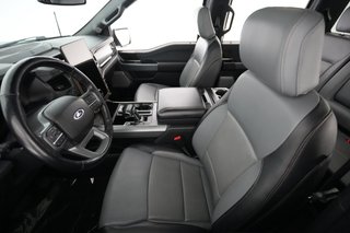 2022 Ford F-150 Lightning — photo 3 of 16