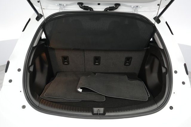 2022 Chevrolet Bolt EV — photo 6 of 20