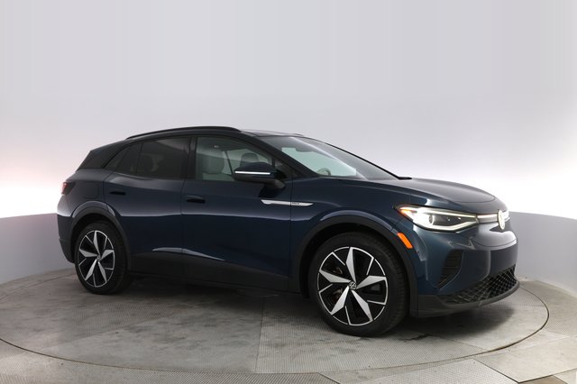 2023 Volkswagen ID.4 — photo 11 of 21