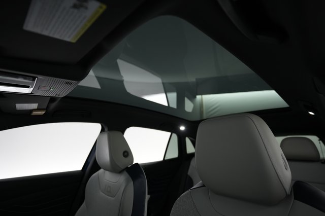 2023 Volkswagen ID.4 — photo 20 of 21