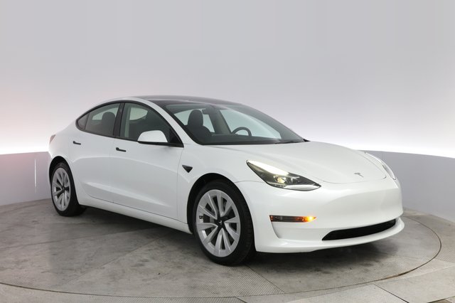 2023 Tesla Model 3 — photo 10 of 23