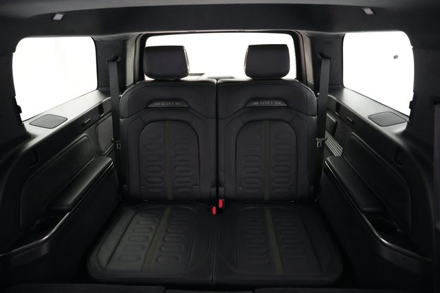 2023 Rivian R1S — photo 20 of 22
