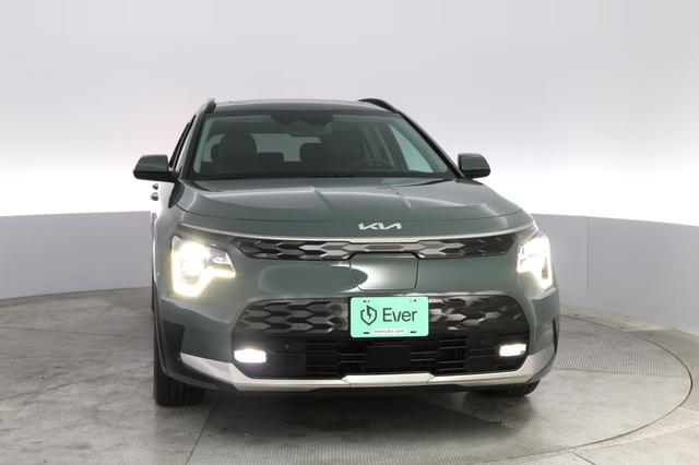 2023 Kia Niro EV — photo 9 of 22