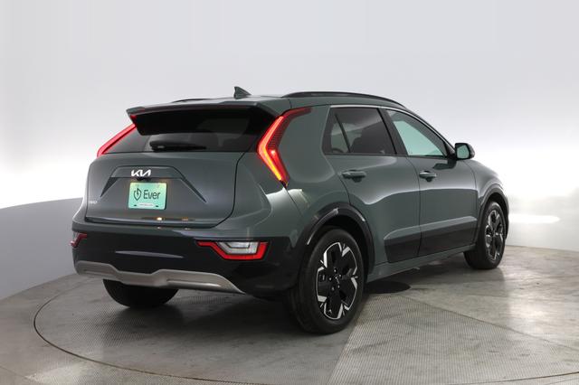 2023 Kia Niro EV — photo 2 of 22