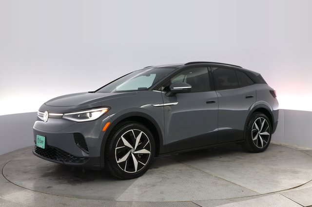 2023 Volkswagen ID.4 — photo 14 of 20