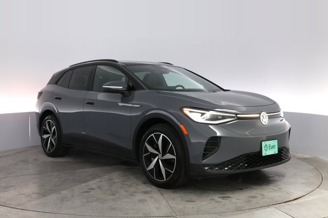 2023 Volkswagen ID.4 — photo 10 of 20