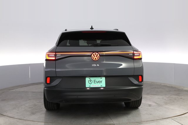 2023 Volkswagen ID.4 — photo 12 of 20