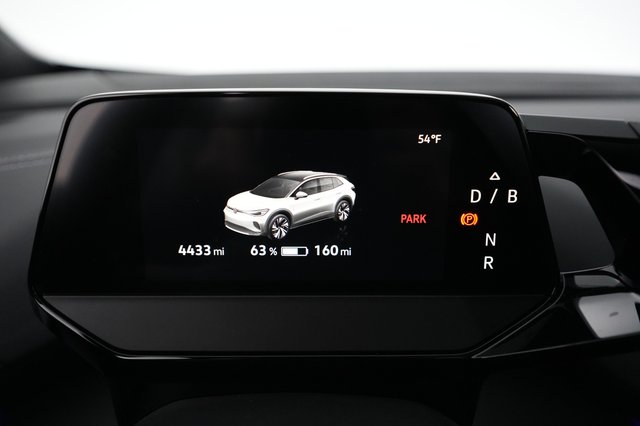 2023 Volkswagen ID.4 — photo 5 of 20