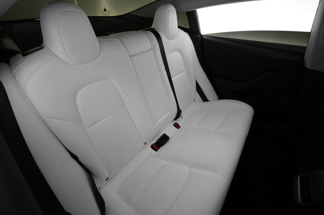 2023 Tesla Model 3 — photo 4 of 21