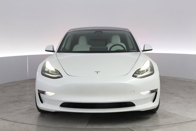 2023 Tesla Model 3 — photo 9 of 21