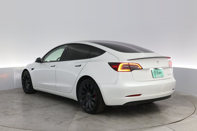 2023 Tesla Model 3 — photo 13 of 21