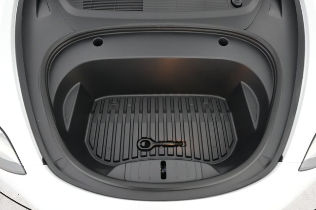 2023 Tesla Model 3 — photo 20 of 21