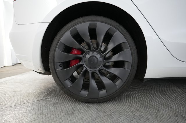 2023 Tesla Model 3 — photo 15 of 21