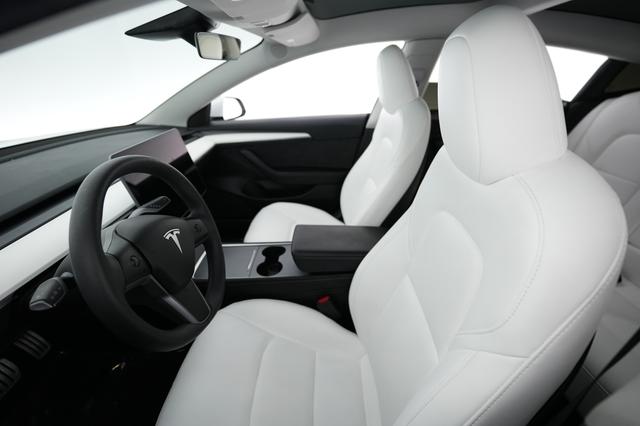 2023 Tesla Model 3 — photo 3 of 21
