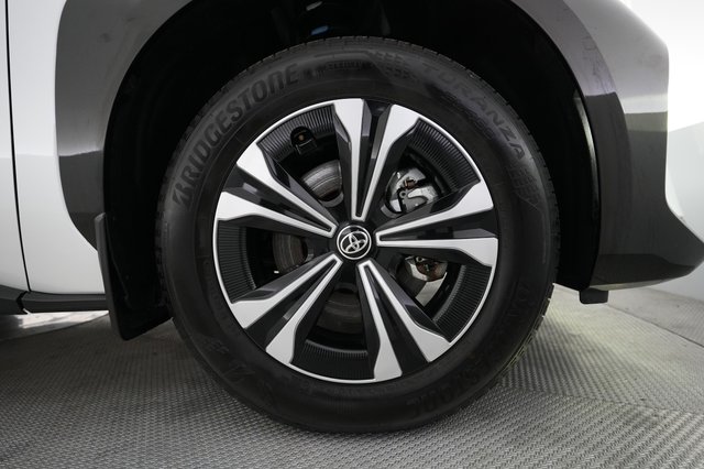 2024 Toyota bZ4X — photo 17 of 21