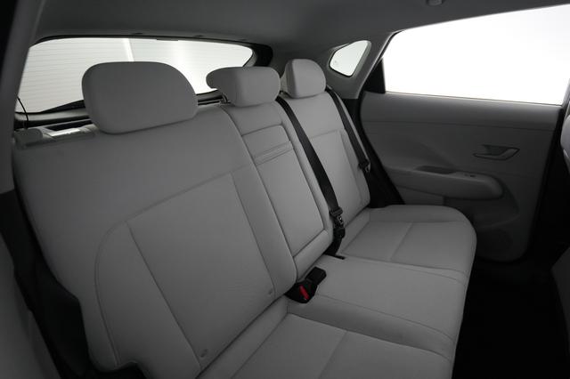 2024 Hyundai Kona Electric — photo 4 of 21