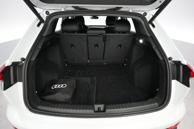 2024 Audi Q4 e-tron — photo 6 of 20