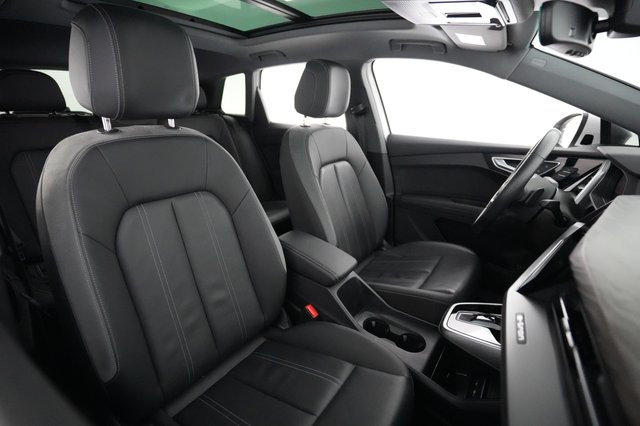 2024 Audi Q4 e-tron — photo 18 of 20