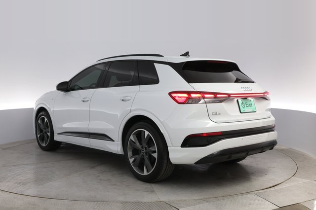 2024 Audi Q4 e-tron — photo 13 of 20