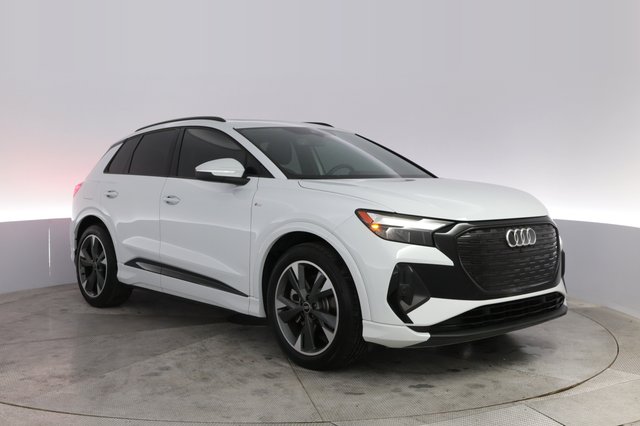 2024 Audi Q4 e-tron — photo 10 of 20