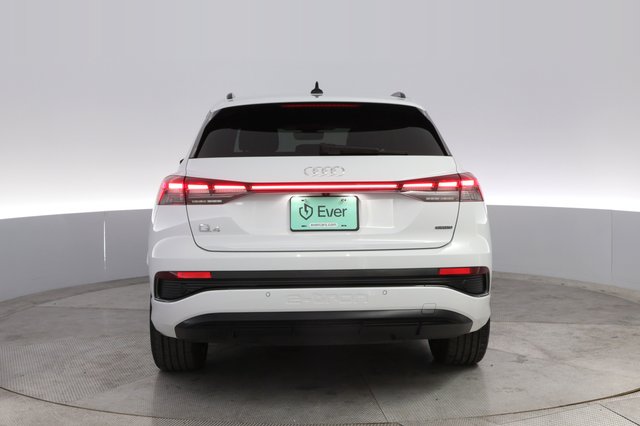 2024 Audi Q4 e-tron — photo 12 of 20
