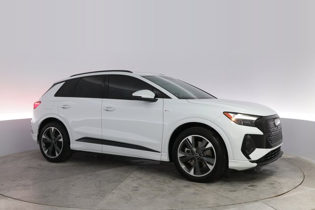 2024 Audi Q4 e-tron — photo 11 of 20