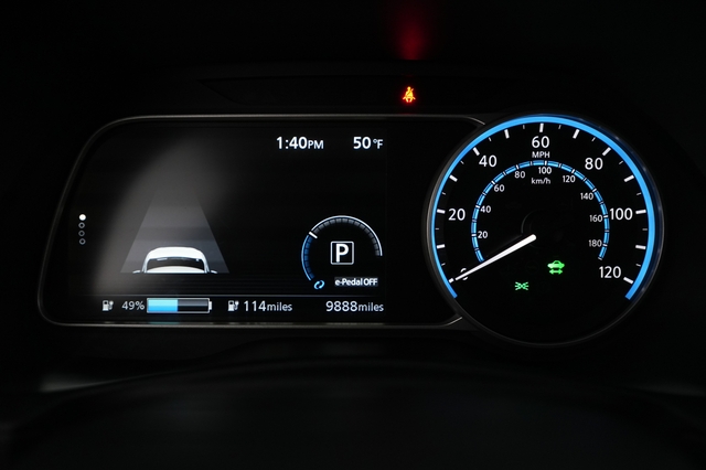 2024 Nissan LEAF