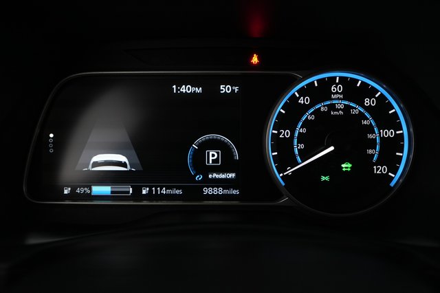 2024 Nissan LEAF — photo 5 of 20