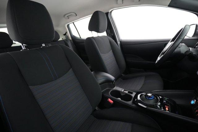 2024 Nissan LEAF — photo 19 of 20