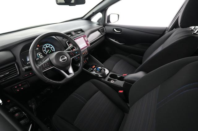 2024 Nissan LEAF — photo 3 of 20