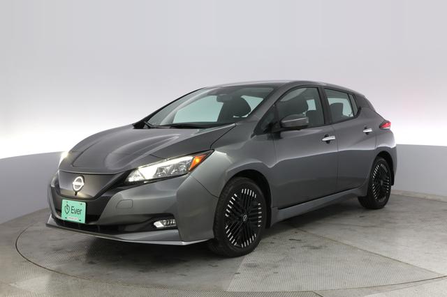 2024 Nissan LEAF — VIN 1N4CZ1CV7RC556758