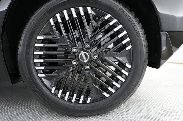 2024 Nissan LEAF — photo 16 of 20