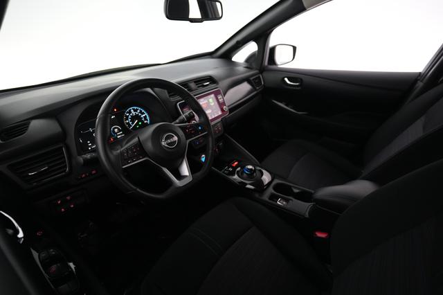 2024 Nissan LEAF — photo 3 of 20