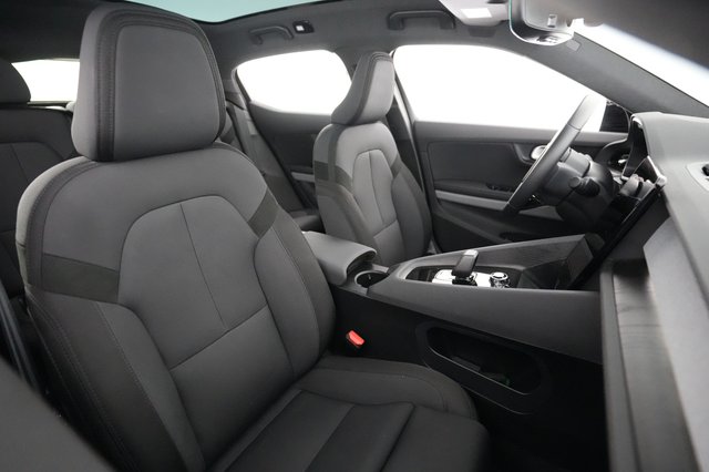 2024 Polestar 2 — photo 18 of 19