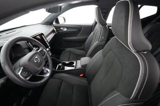 2023 Volvo XC40 Recharge — photo 3 of 20