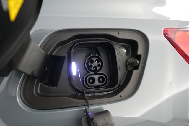 2023 Volvo XC40 Recharge — photo 8 of 20