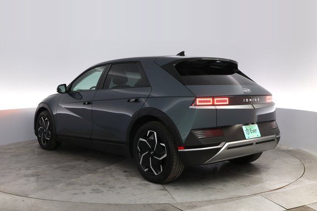 2024 Hyundai IONIQ 5 — photo 13 of 20