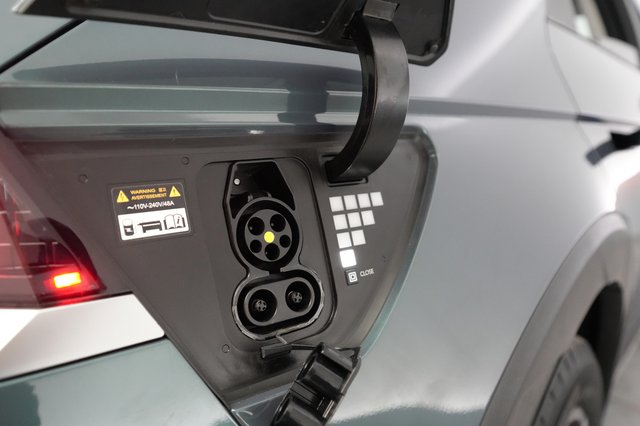 2024 Hyundai IONIQ 5 — photo 8 of 20