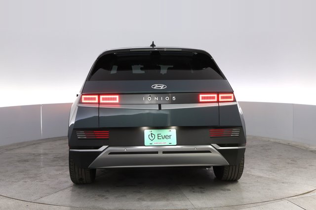 2024 Hyundai IONIQ 5 — photo 12 of 20