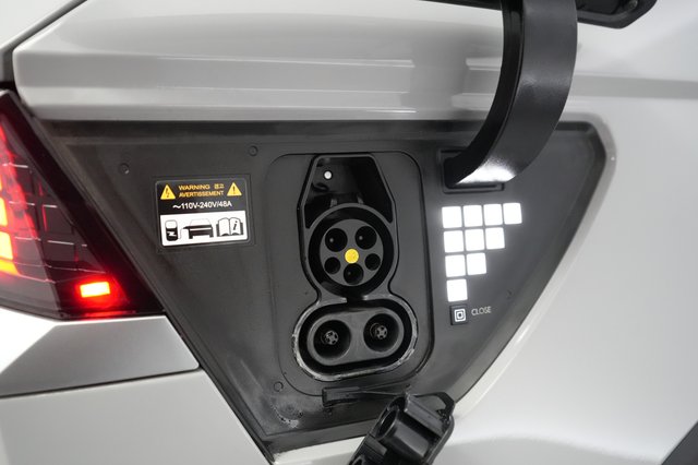 2024 Hyundai IONIQ 5 — photo 8 of 20