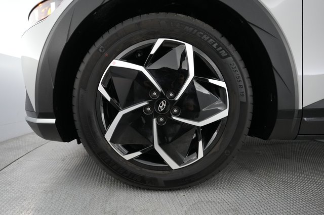 2024 Hyundai IONIQ 5 — photo 7 of 20