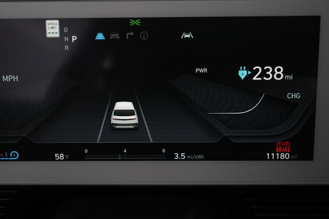 2024 Hyundai IONIQ 5 — photo 5 of 20