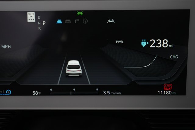 2024 Hyundai IONIQ 5 — photo 5 of 20