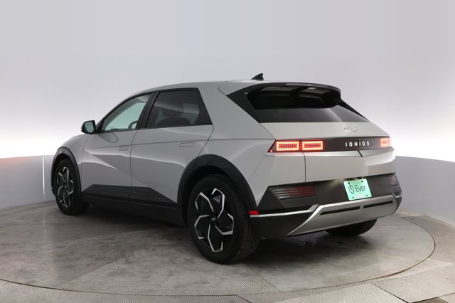 2024 Hyundai IONIQ 5 — photo 13 of 20