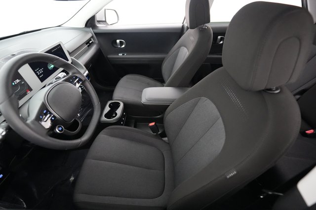 2024 Hyundai IONIQ 5 — photo 3 of 20