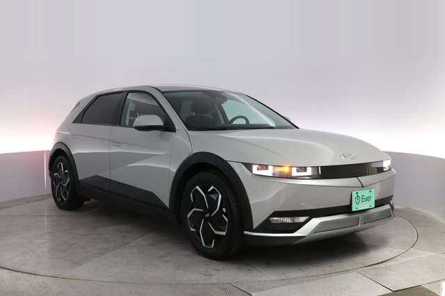2024 Hyundai IONIQ 5 — photo 10 of 20