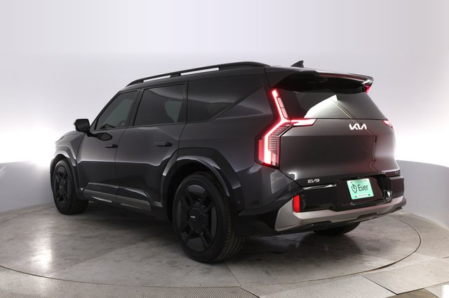2024 Kia EV9 — photo 13 of 22